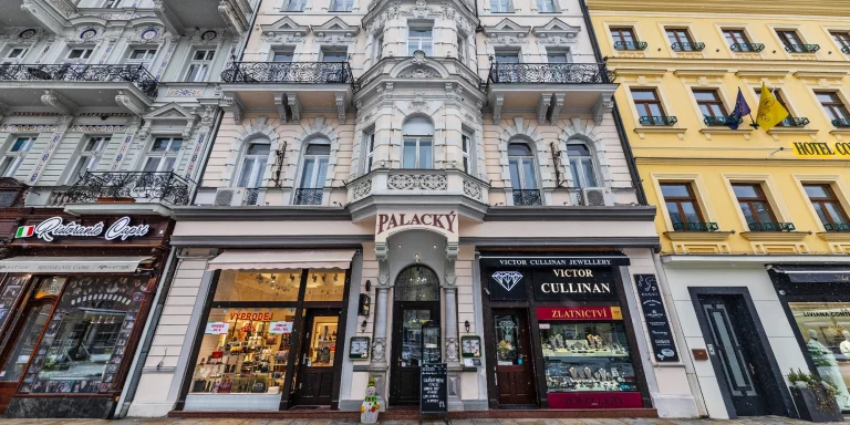 Karlovy Vary pro 2: snídaně i večeře a relax