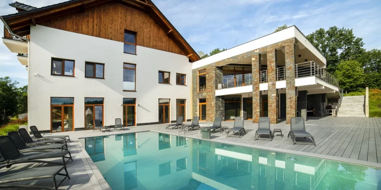 Głuchołazy: 4* hotel s wellness, děti zdarma, zimní pobyt s množstvím aktivit