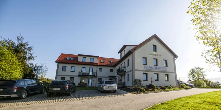 Dovolená u Prachovských skal pro pár i rodinu