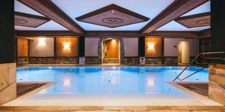 Dovolená v Tyrolsku: polopenze, wellness i karta výhod
