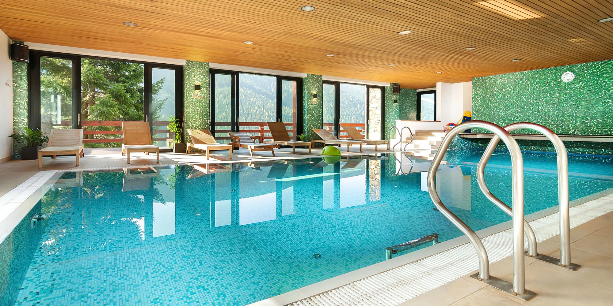 Relax ve Špindlu: jídlo, bazén a neomezený wellness