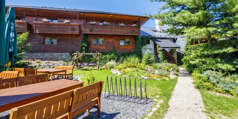 Relax v beskydské kolibě s jídlem i wellness