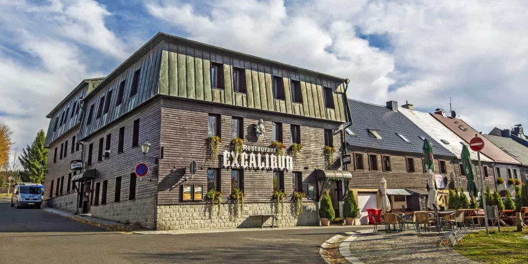Hotel s polopenzí na Božím Daru