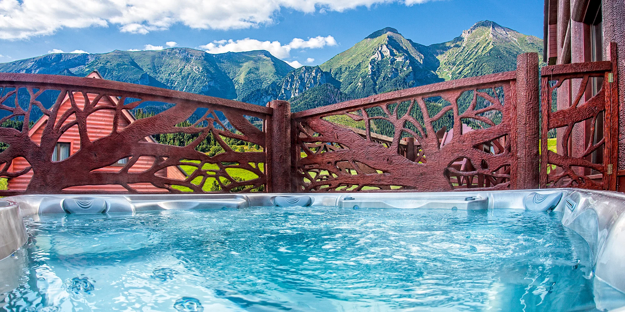 Chaty s výhledem na Belianské Tatry: sauna i jacuzzi
